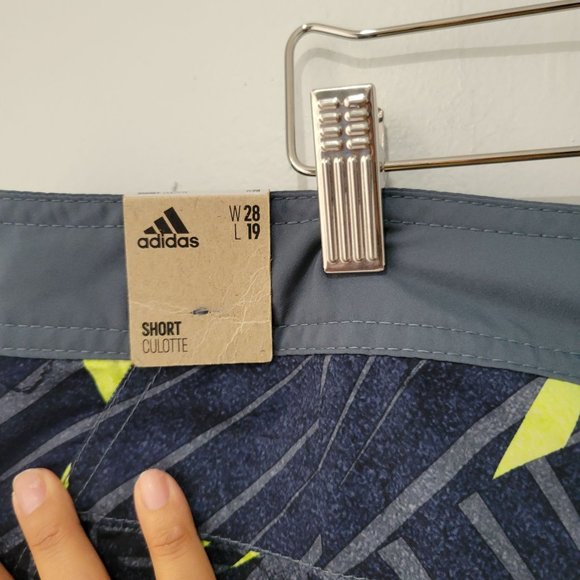 Adidas Men's Shorts Size 28 L 19 Gray- Green Swimwear Floral - Picture 7 of 8